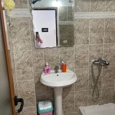 Genta's Place Apartment